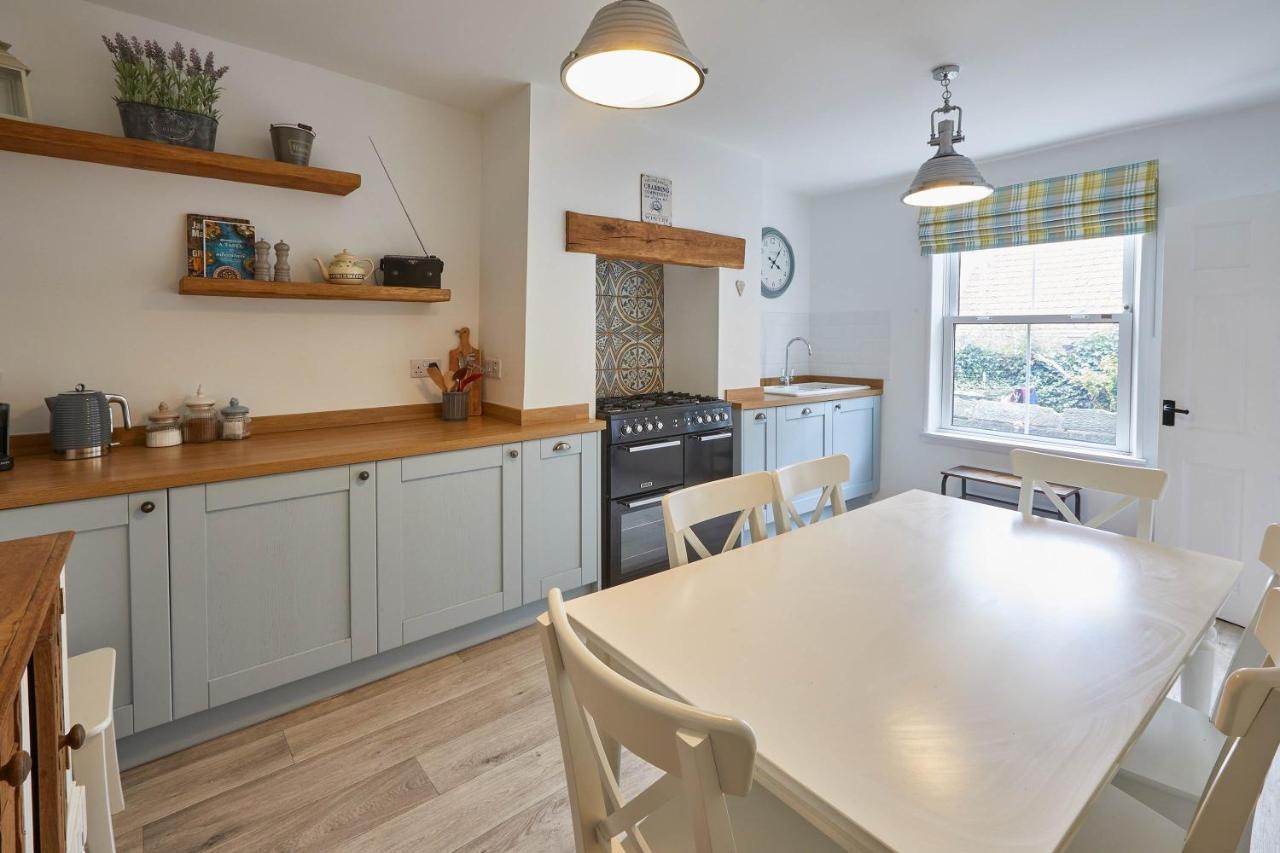 Host & Stay - Adventure House Whitby Zewnętrze zdjęcie